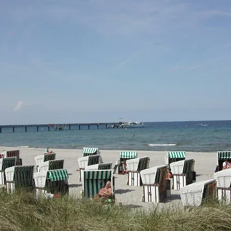 Ferienbungalow Mit Terrasse & Parkplatz - Abc168 By Abcwismar *